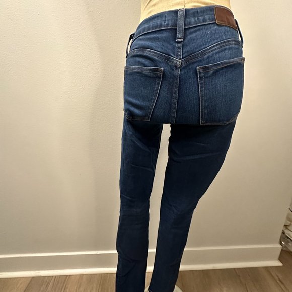 Henrey & Belle Super Skinny Mid Rise Jean - Picture 2 of 3